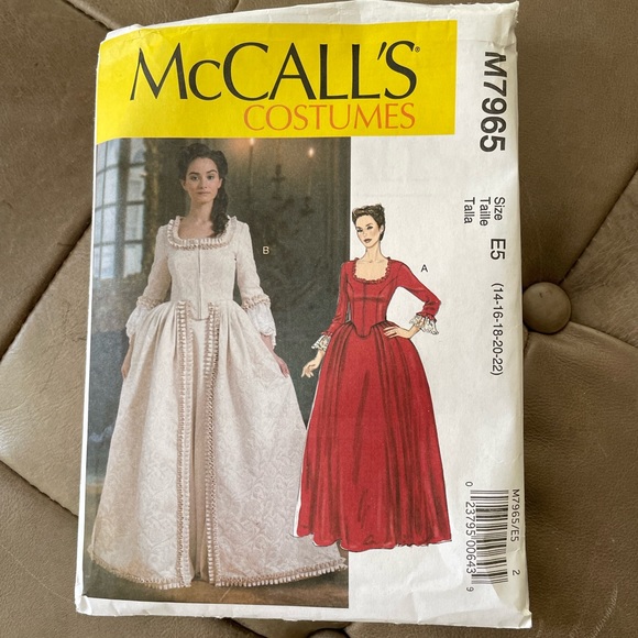 1700-1800 Dress Patterns - Picture 2 of 5